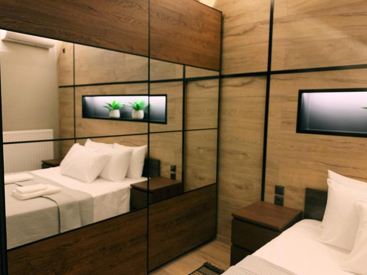 לריסה Luxury Townhouse Suite מראה חיצוני תמונה
