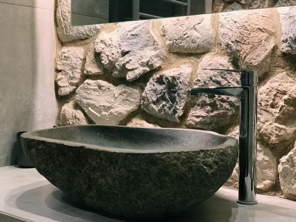 לריסה Luxury Townhouse Suite מראה חיצוני תמונה