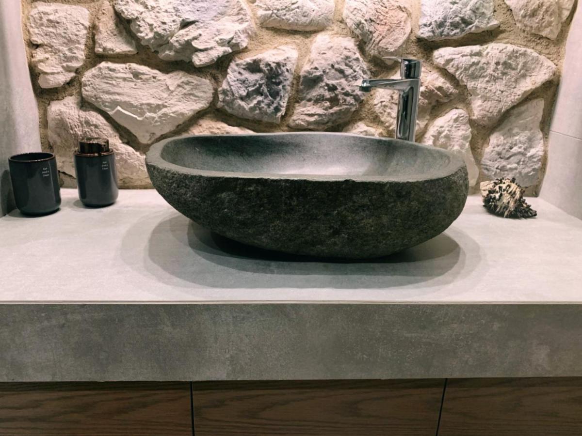 לריסה Luxury Townhouse Suite מראה חיצוני תמונה