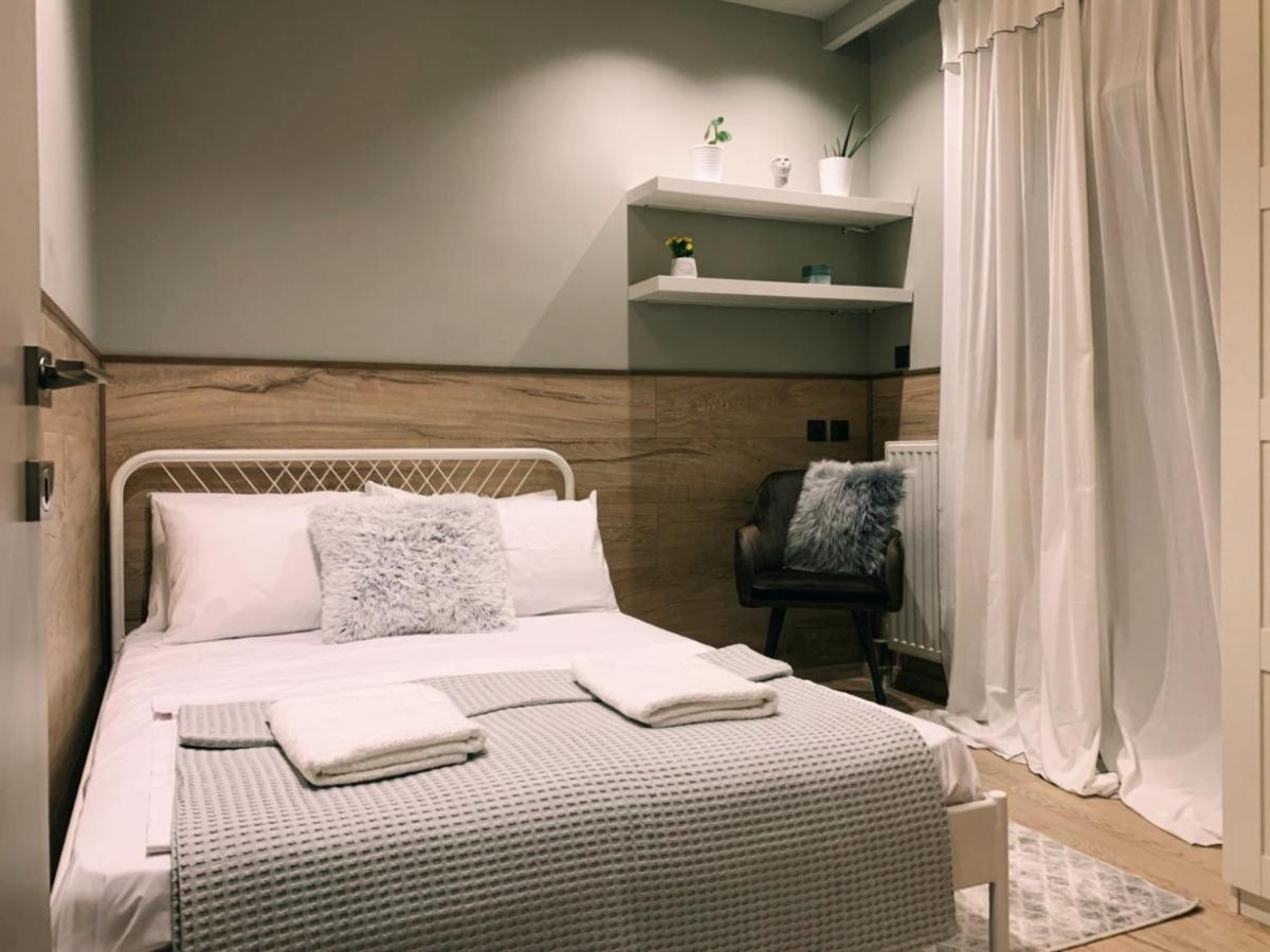 לריסה Luxury Townhouse Suite מראה חיצוני תמונה